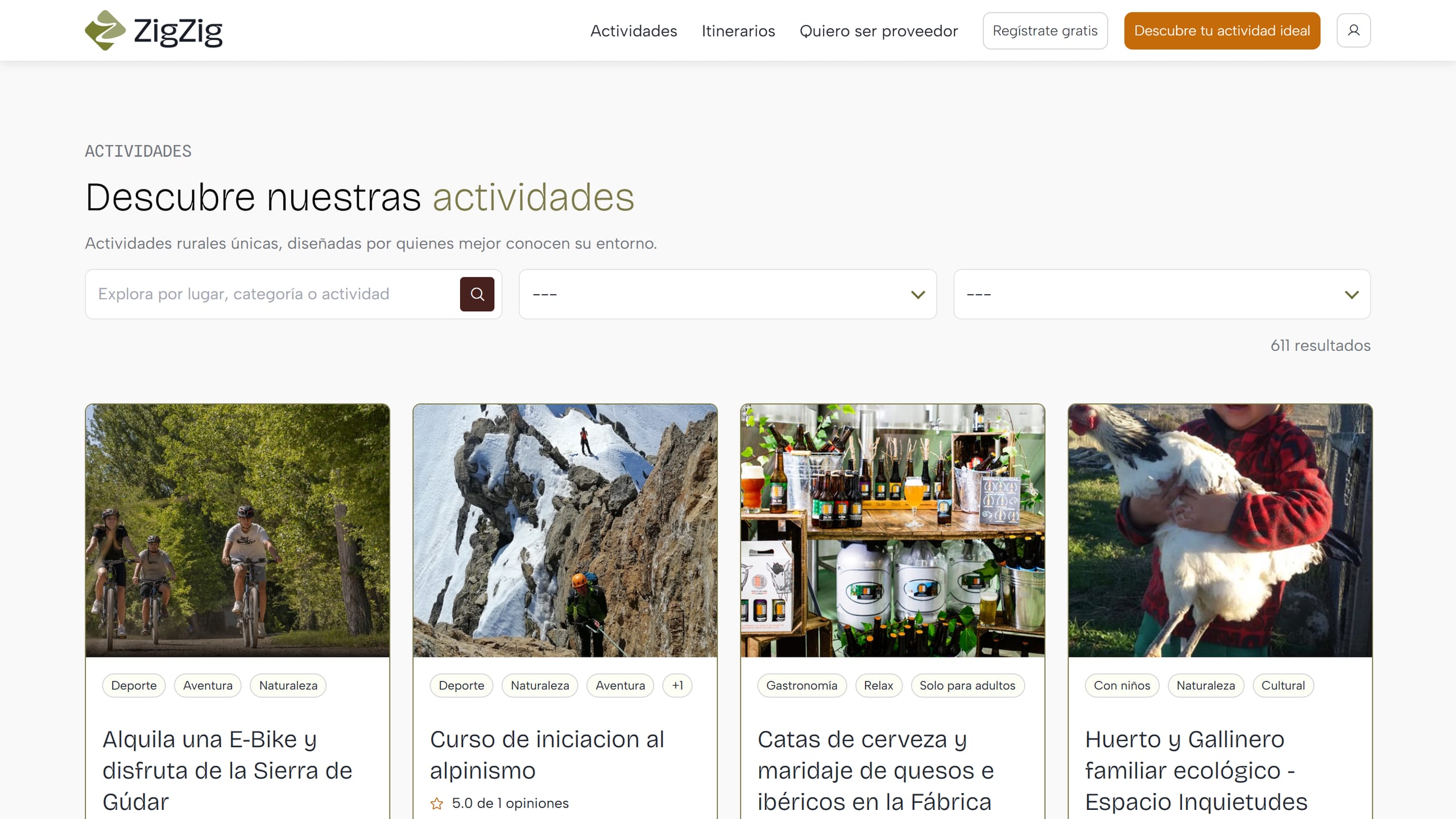 Listado de actividades en producción: buscador, filtros y tarjetas de actividades reales con la paleta de la marca